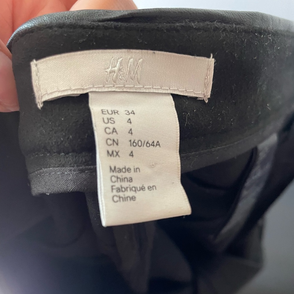 H&M black - Picture 2 of 2